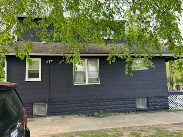 Detroit, MI 48204,8377 Carbondale Street