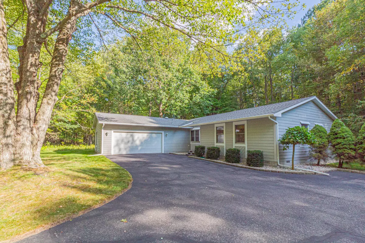 Canadian Lakes, MI 49346,6327 Clubhouse E Drive