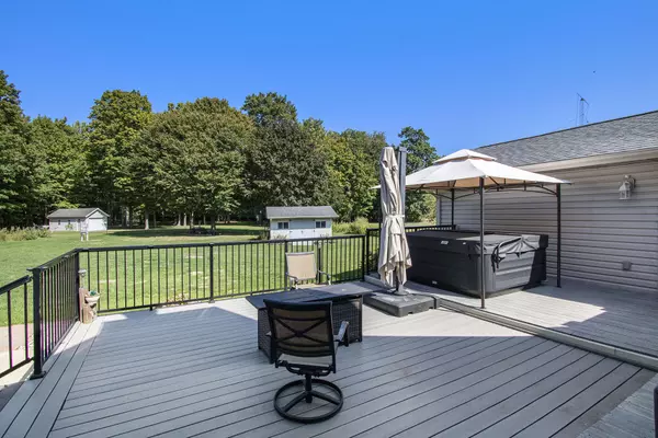 Coloma, MI 49038,6030 Paw Paw Lake Road