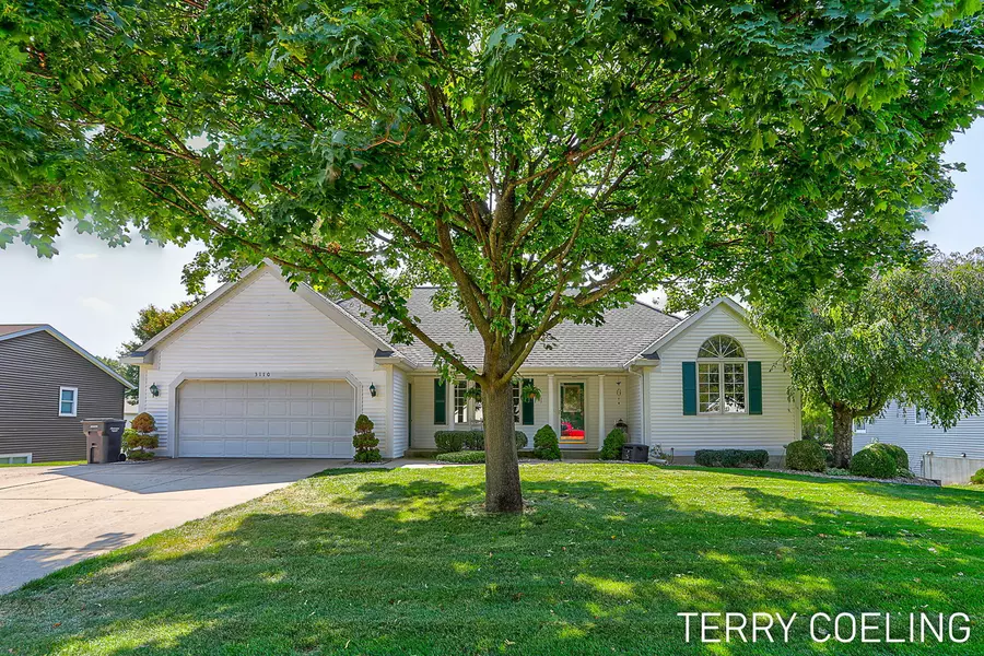 3110 N Bluff Court, Hudsonville, MI 49426