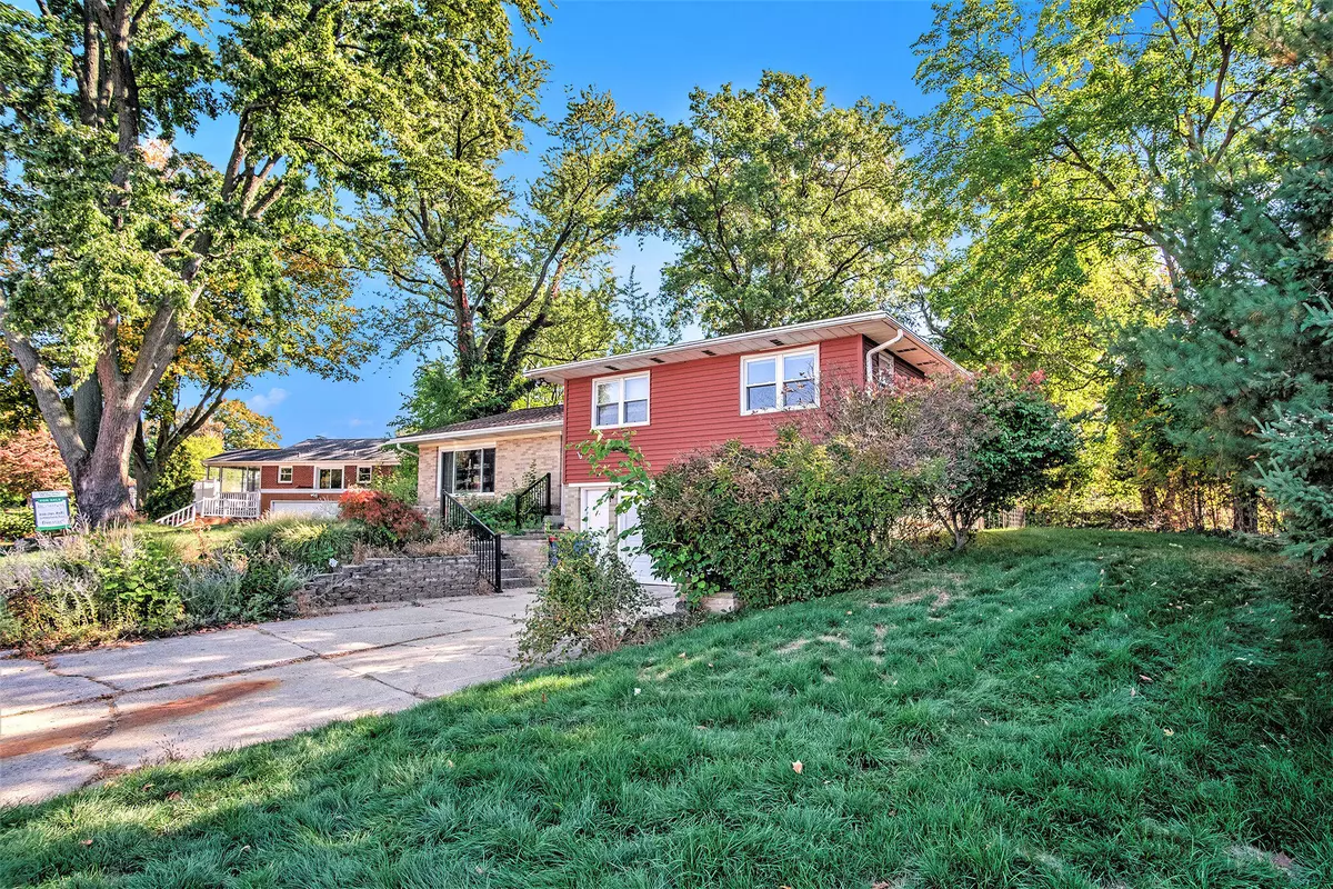 Grand Rapids, MI 49504,736 Shawmut NW Boulevard