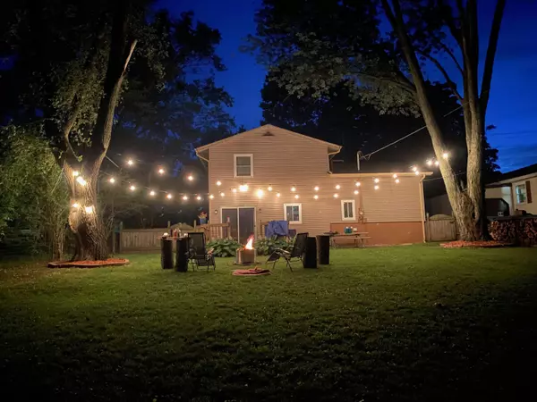 Hillsdale, MI 49242,11 Elm Street