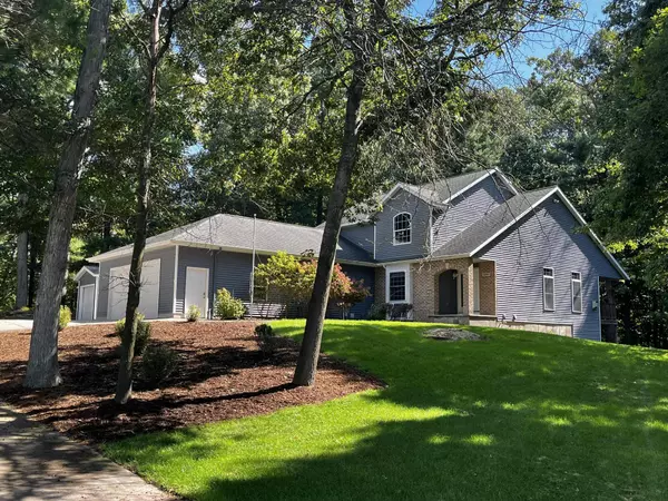 Montague, MI 49437,5221 Jackson Court