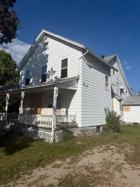 Hillsdale, MI 49242,56 Waldron Street