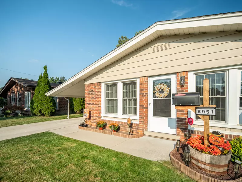 8951 Rackham Street, Taylor, MI 48180