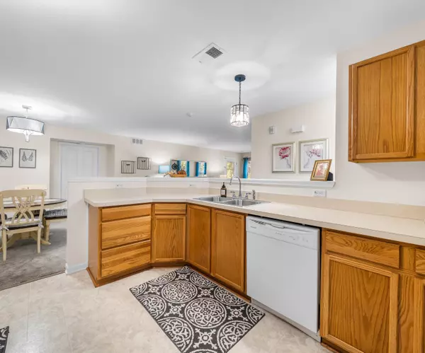 Canton, MI 48188,47909 Cardiff Avenue