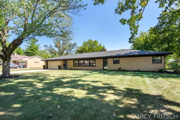Jenison, MI 49428,7676 Louise Avenue