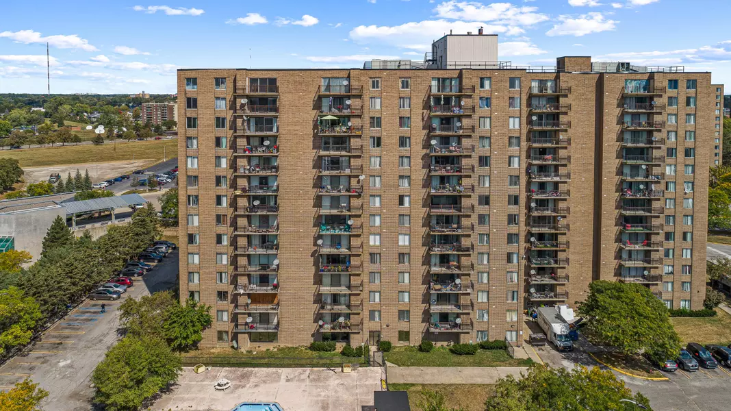 16400 N Park Drive #1218, Southfield, MI 48075