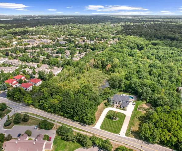 West Bloomfield, MI 48322,5835 Drake Road