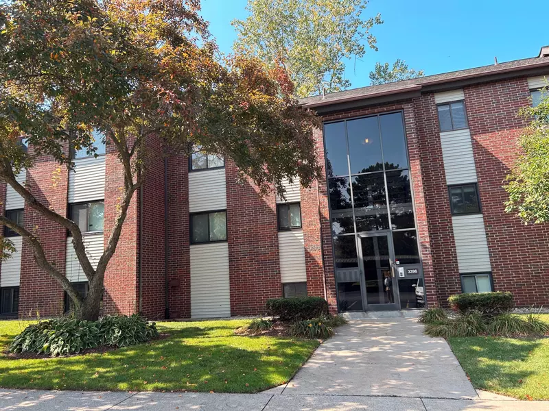 3396 Devonwood NE Hills #C, Grand Rapids, MI 49525