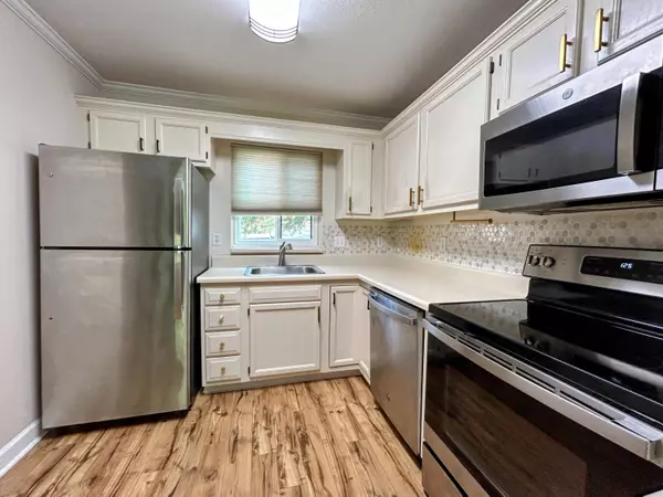 Grand Rapids, MI 49525,3396 Devonwood NE Hills #C