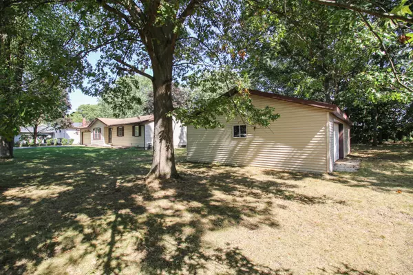 Three Rivers, MI 49093,57145 Linda Avenue