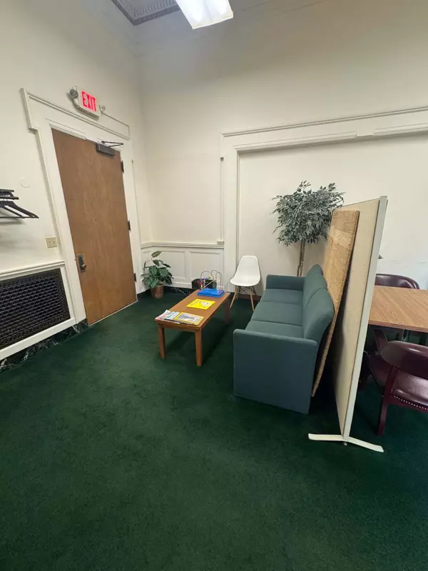 Grand Rapids, MI 49503,233 E Fulton Street #Suite 114 D