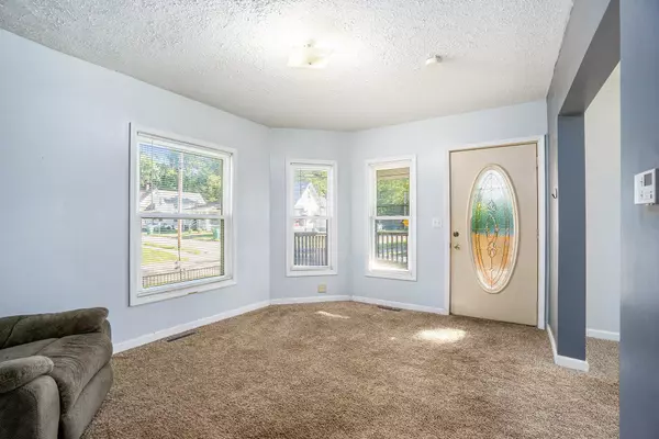 Three Rivers, MI 49093,132 Middle Street