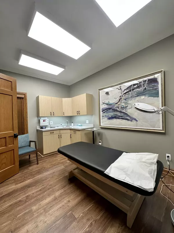 Lapeer, MI 48446,610 N Main Street