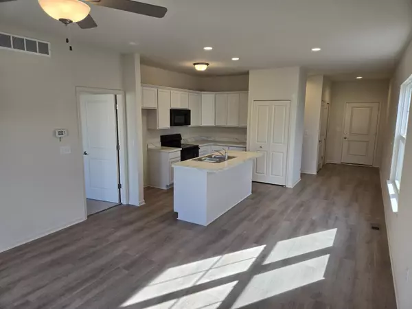 Monroe, MI 48161,4266 Plum Village Circle #39