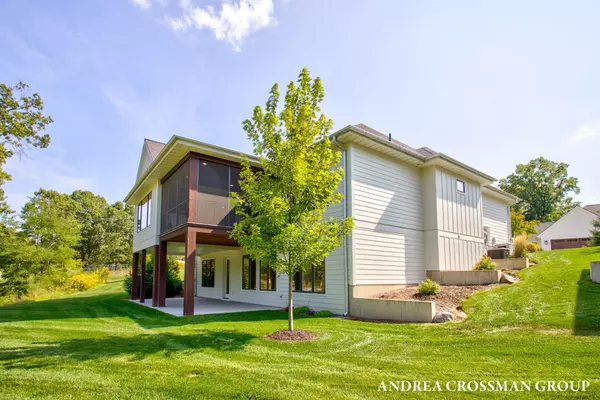 Grand Rapids, MI 49546,6399 Lamppost SE Circle #21