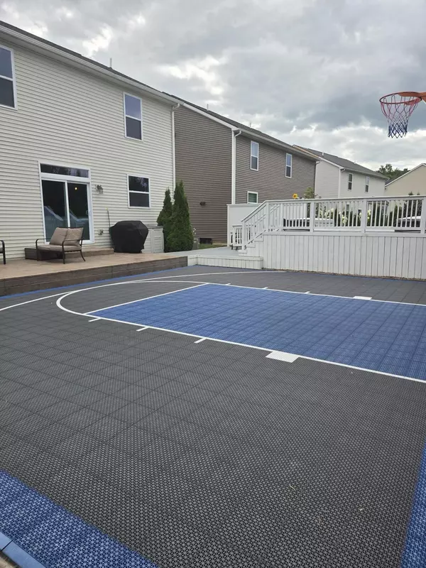 Ypsilanti, MI 48197,4523 Connor Drive