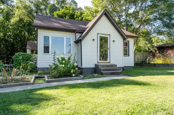 1192 N Benton Center Road, Benton Harbor, MI 49022