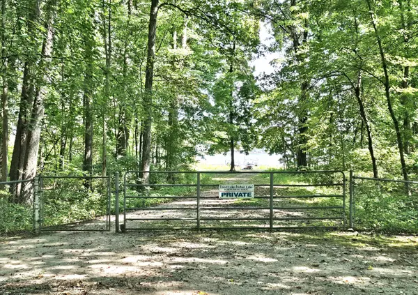 Three Rivers, MI 49093,55042 West End Road
