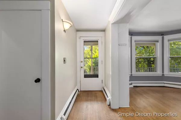 Grand Rapids, MI 49503,609 Stanley NE Terrace