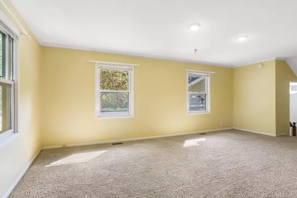 Holland, MI 49423,776 Meadowbrook Avenue