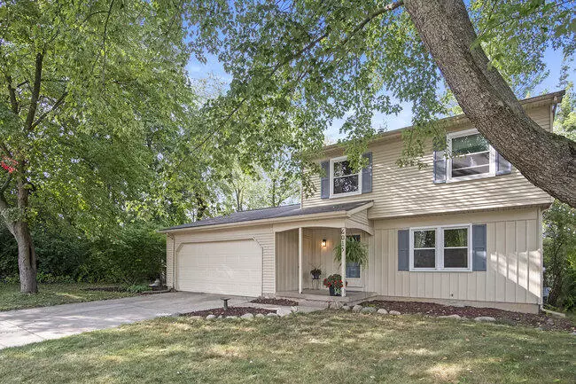 Ada, MI 49301,6015 Adacroft SE Drive