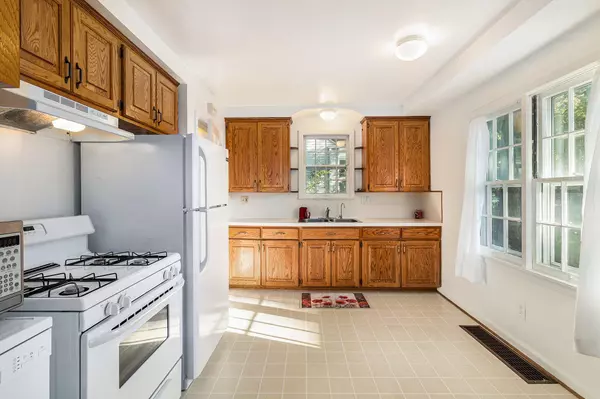 Ann Arbor, MI 48103,1214 Birk Avenue