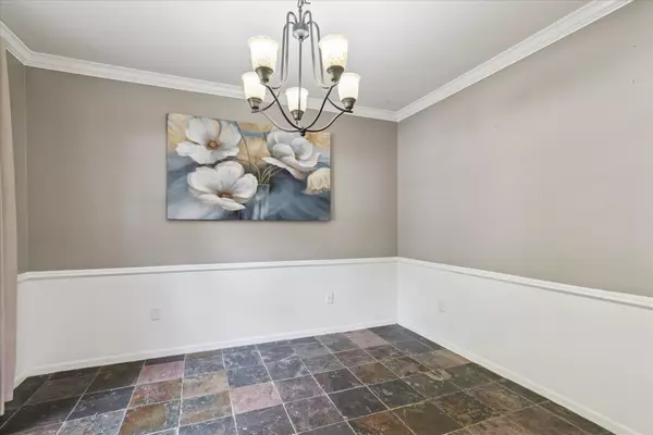 Livonia, MI 48150,37739 Northfield Avenue