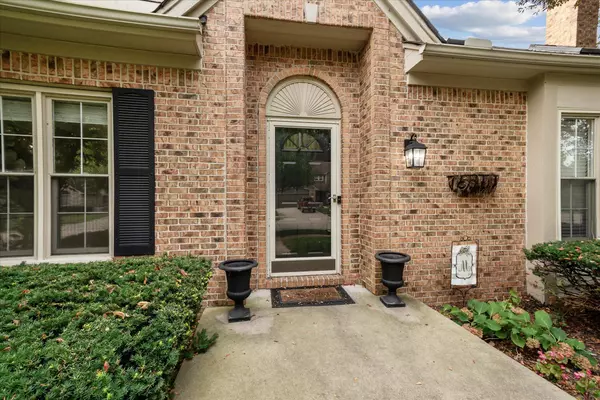 37739 Northfield Avenue, Livonia, MI 48150