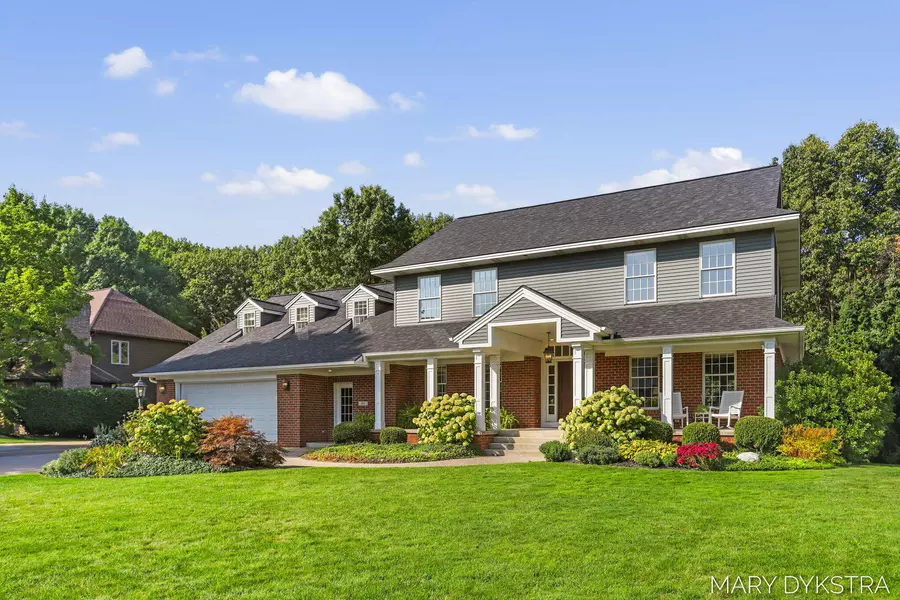 48 Bay Circle Drive, Holland, MI 49424