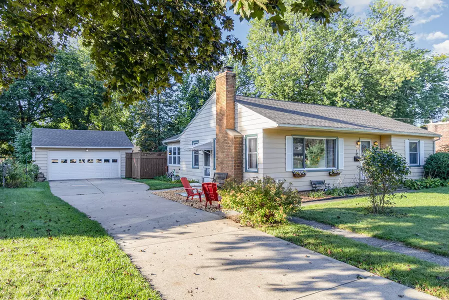 3503 Devonshire Avenue, Kalamazoo, MI 49006