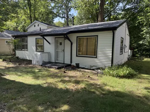 New Buffalo, MI 49117,14417 Pinewood Drive