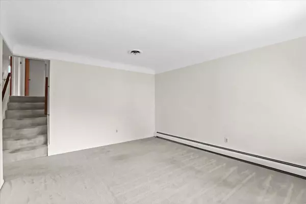 Dearborn, MI 48124,2425 Grindley Park Street