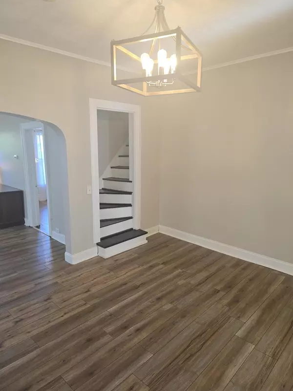 Dowagiac, MI 49047,322 Oak Street