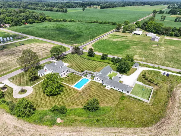 Galien, MI 49113,15337 Pardee Road