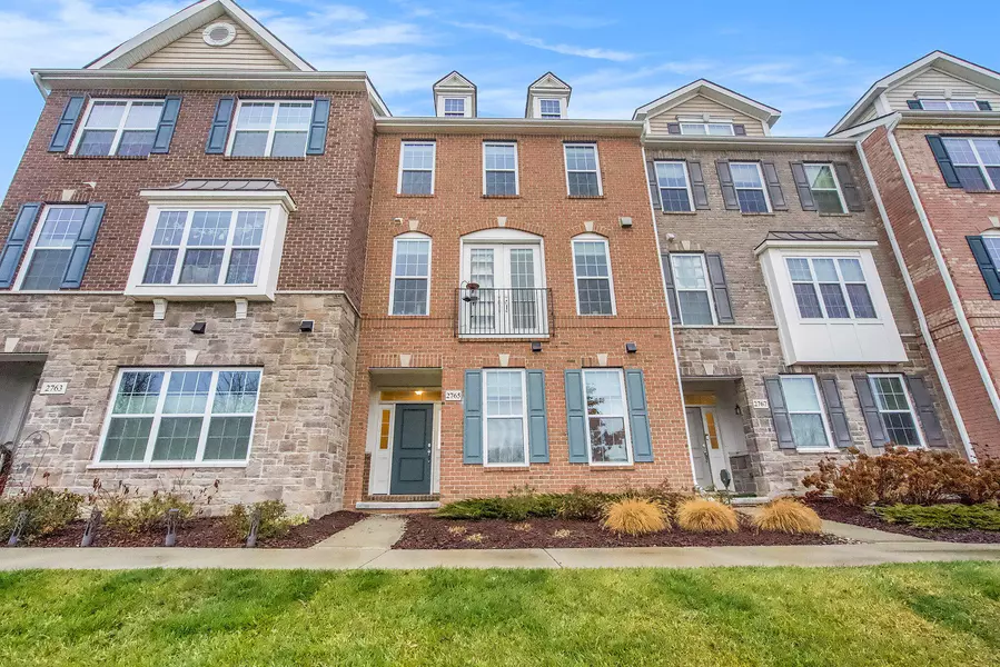 2765 Ashcombe Drive, Ann Arbor, MI 48105