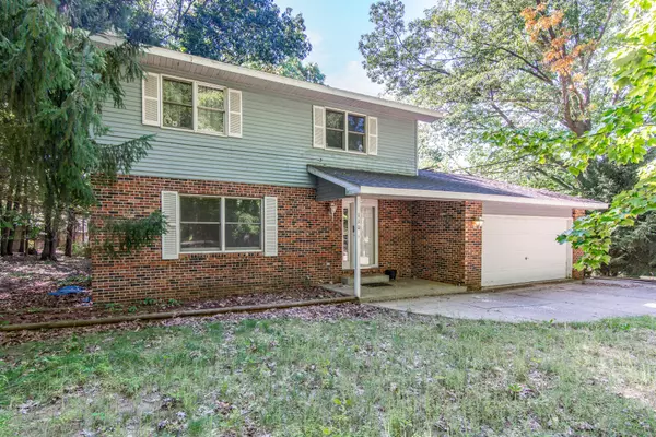 110 Carpenter Boulevard, Roscommon, MI 48653