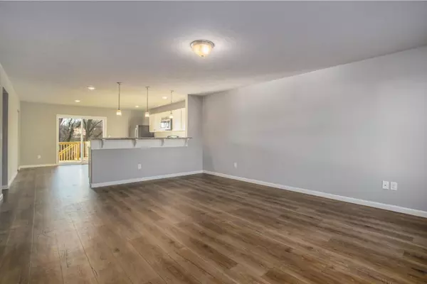Holland, MI 49424,13702 Oasis Avenue