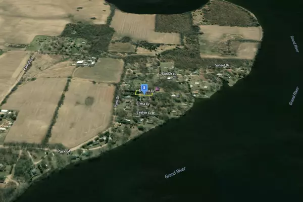 Lyons, MI 48851,8435 E Point Drive