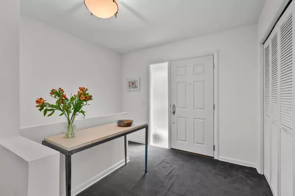 Kalamazoo, MI 49008,1804 Evanston Avenue