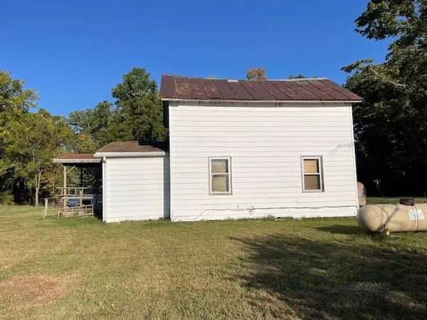 796 W Girard Road, Sherwood, MI 49089