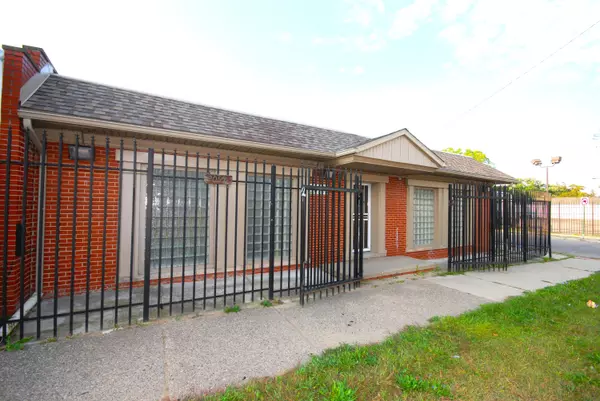 Detroit, MI 48219,20955 7 Mile W