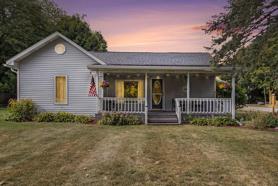 8828 2nd Street, Vestaburg, MI 48891