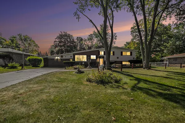 Grand Blanc, MI 48439,2452 Valleylane Drive