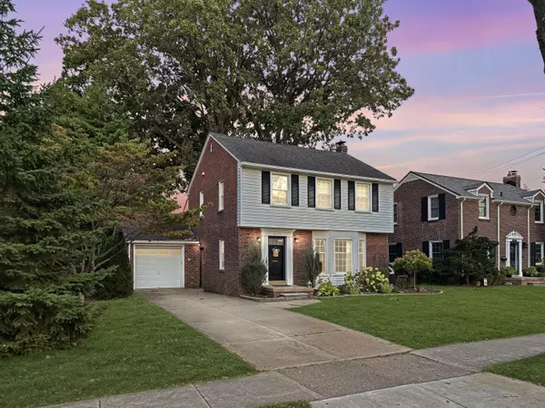 2577 Edsel Street, Trenton, MI 48183