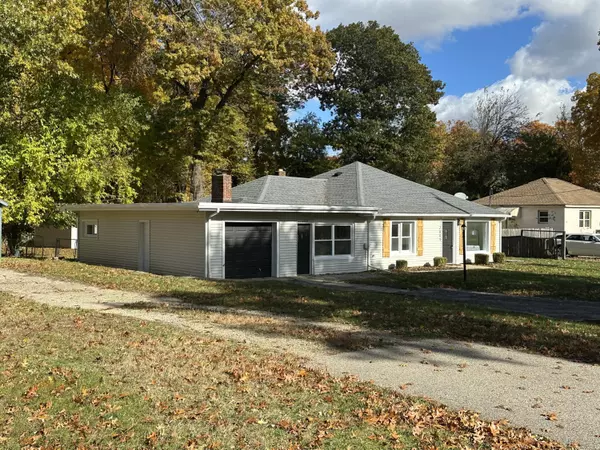 Portage, MI 49002,2609 Stanley Avenue