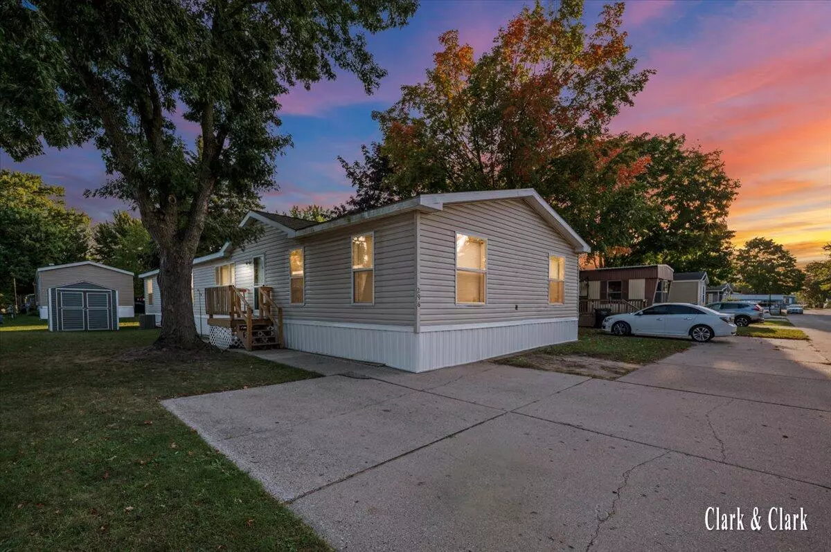 Grand Rapids, MI 49548,296 Kenlock SE Street