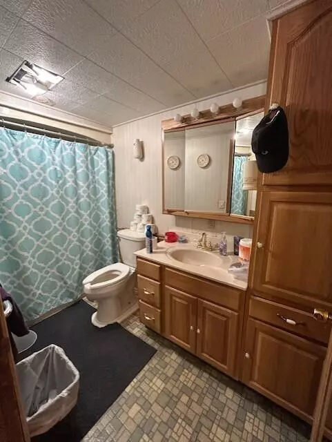 Twin Lake, MI 49457,4176 E River Road