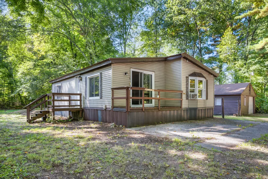 7668 Elizabeth, Newaygo, MI 49337